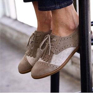 Toms Women’s Brogue Tan Suede Wool Fringe Wing Tip Oxford Shoes W 7.5 Boho Chic